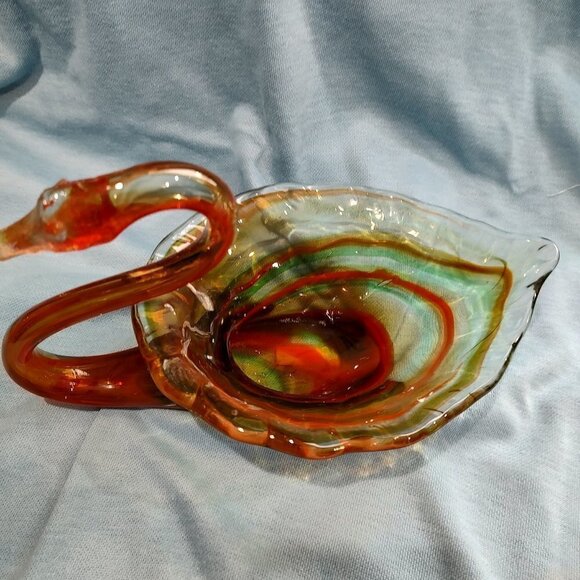 ART GLASS SWAN VASE - HAND-MADE - Picture 3 of 6